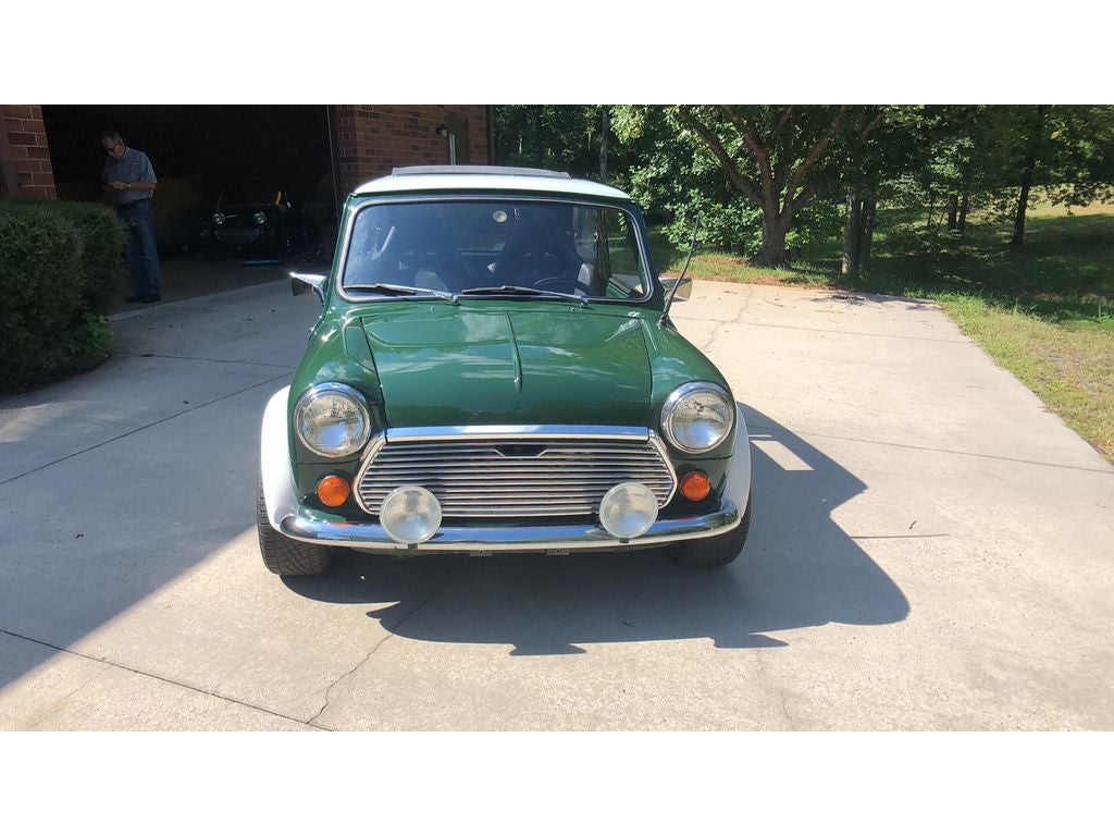 1974 AUSTIN MINI 1000 Base