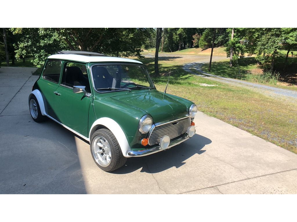 1974 AUSTIN MINI 1000 Base