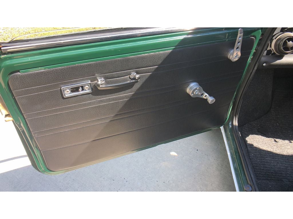 1974 AUSTIN MINI 1000 Base