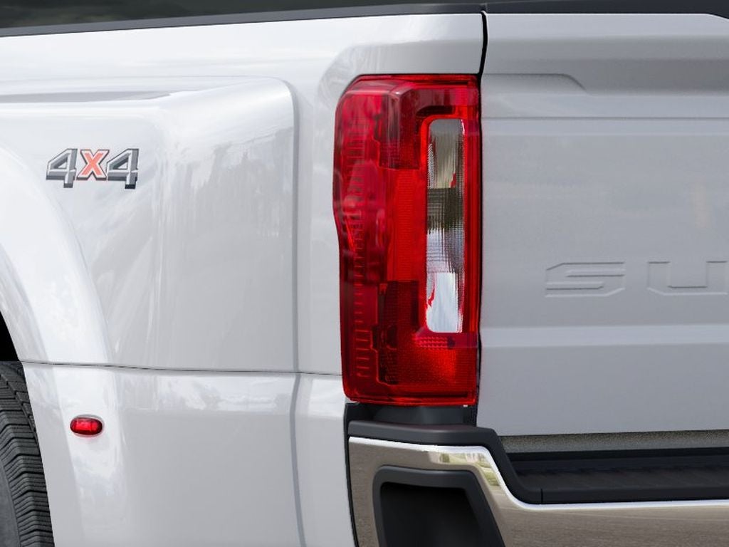 2027 Ford F-350 XLT
